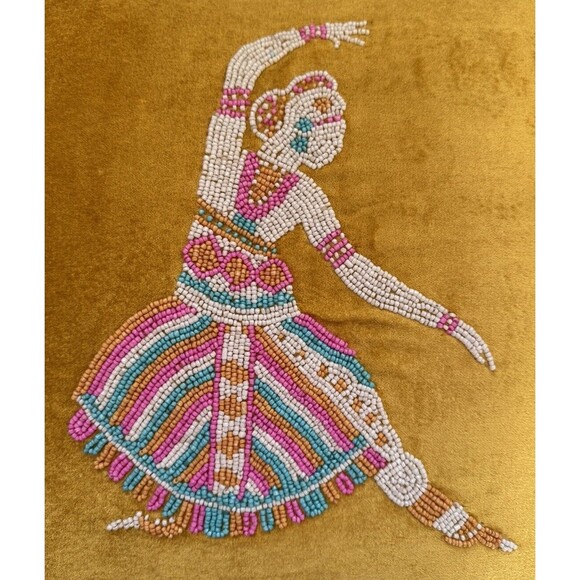 2 World Travel dancer couch Throw Pillow Mustard/Yellow Fancy Embroidered 20x20 - Picture 4 of 7